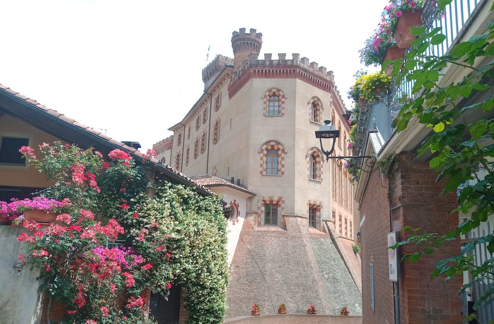 Un saluto da Barolo per i 95 anni di Miravalle 1926